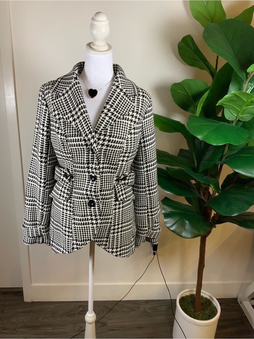 Candie's Black and White Houndstooth Blazer